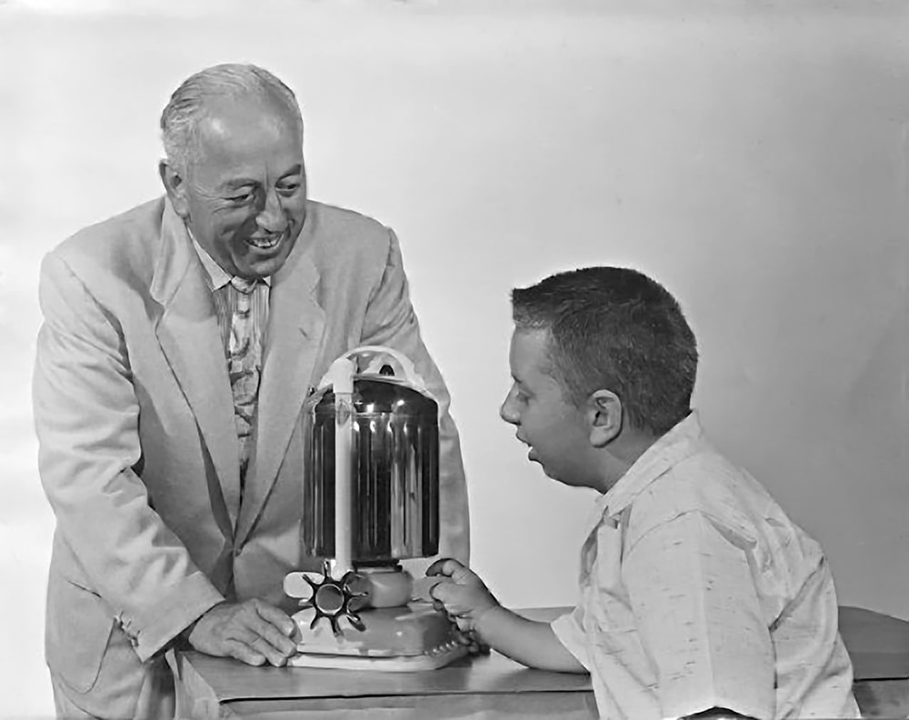 Candido And Ken Jacuzzi With Whirlpool Pump